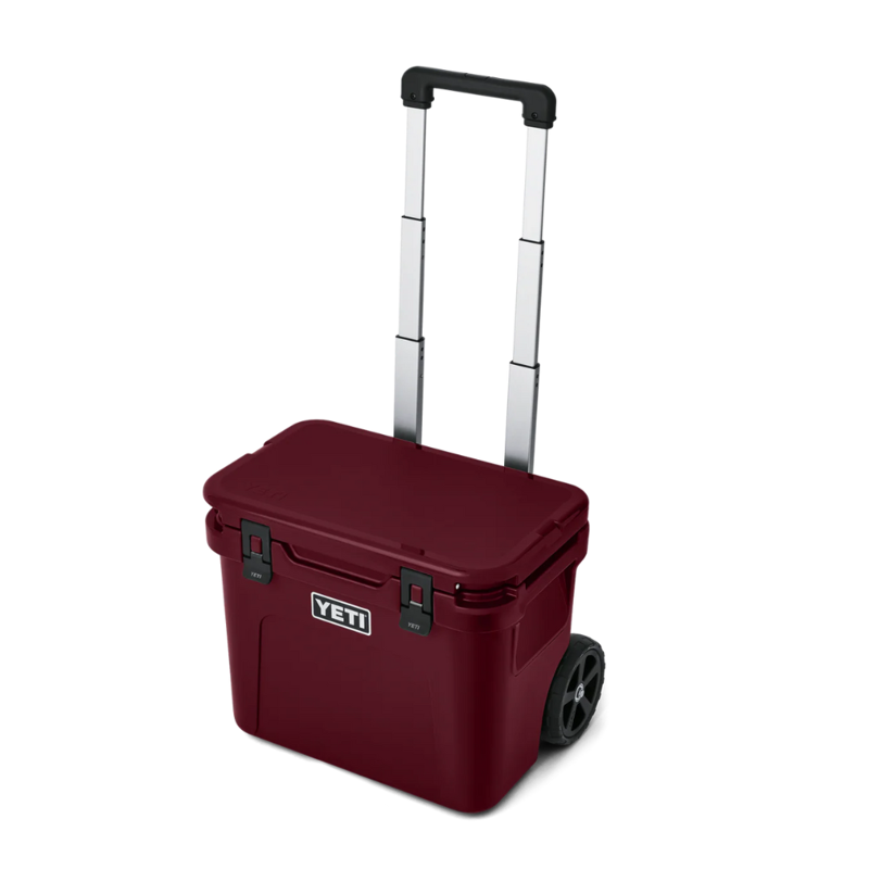 YETI Roadie 32 Wheeled Cool Box Wild Vine Red