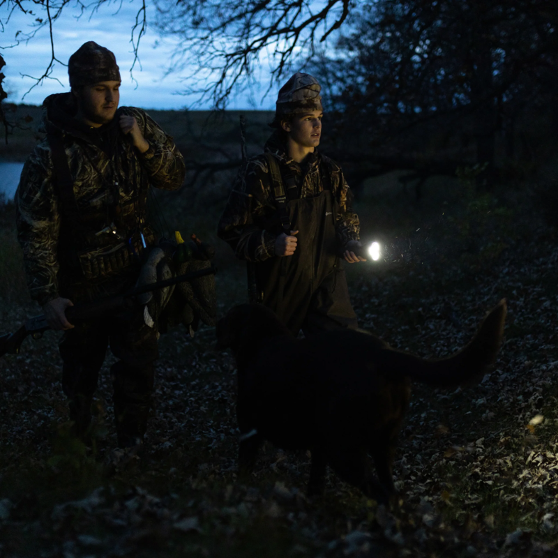 LEDLENSER P18R SIGNATURE RECHARGABLE LED TORCH-8